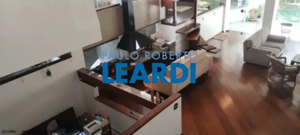 Sobrado com 3 Quartos para alugar, 520m² no Campestre, Santo André