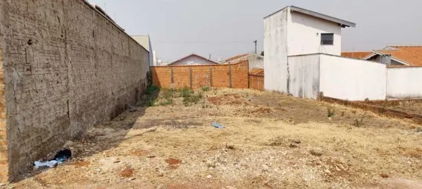 Lote/Terreno à venda, 275m² no Residencial Cambuy, Araraquara