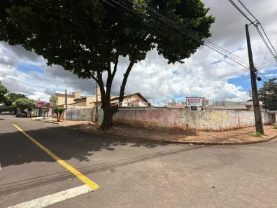 Lote/Terreno à venda, 352m² no Brasília, Londrina