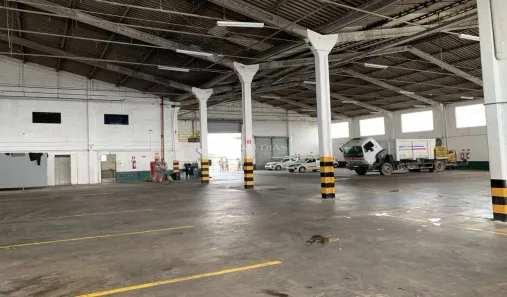 Galpão/Depósito/Armazém à venda, 1260m² no Vila Sul Americana, Carapicuíba