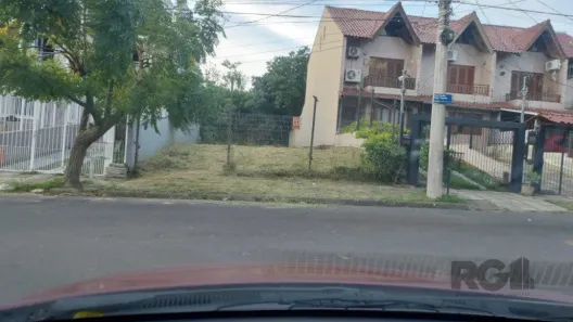 Lote/Terreno à venda, 207m² no Guarujá, Porto Alegre