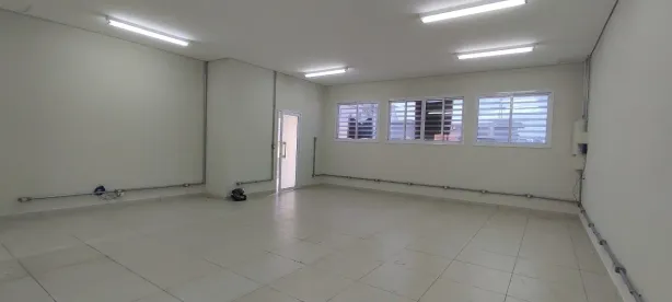 Sala Comercial para alugar, 205m² no Vila Rehder, Americana