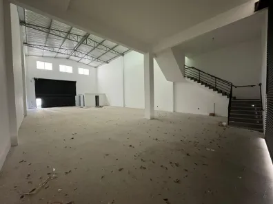 Galpão/Depósito/Armazém para alugar, 390m² no Santa Terezinha, Santo André