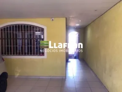 Casa com 3 Quartos à venda, 230m² no Jardim Santa Terezinha, Taboão da Serra