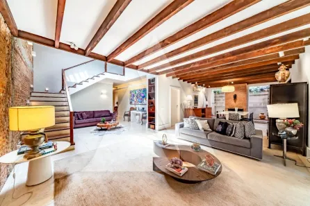 Casa com 4 Quartos à venda, 380m² no Vila Madalena, São Paulo