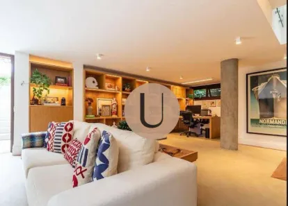 Casa com 3 Quartos à venda, 353m² no Jardim Guedala, São Paulo