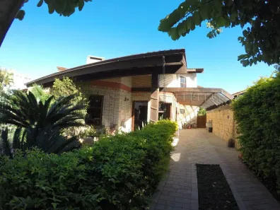 Casa com 5 Quartos à venda, 430m² no Jurerê, Florianópolis