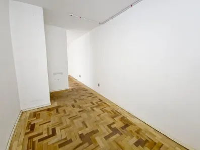 Sala Comercial para alugar, 27m² no Centro, Pelotas