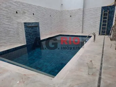 Casa com 3 Quartos à venda, 214m² no Vila Valqueire, Rio de Janeiro