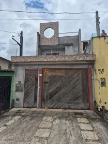 Sobrado com 3 Quartos para alugar, 194m² no Vila Brasileira, Mogi das Cruzes