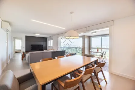 Apartamento com 3 Quartos para alugar, 143m² no Cristo Rei, Curitiba