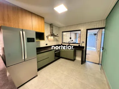 Sobrado com 3 Quartos à venda, 210m² no Jardim Mangalot, São Paulo