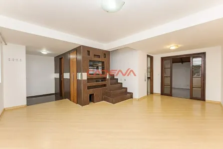 Sobrado com 3 Quartos para alugar, 87m² no Cajuru, Curitiba