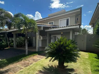 Casa com 3 Quartos à venda, 277m² no Olinda, Uberaba