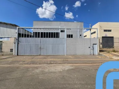 Galpão/Depósito/Armazém à venda, 599m² no Parque Primavera, Aparecida de Goiânia
