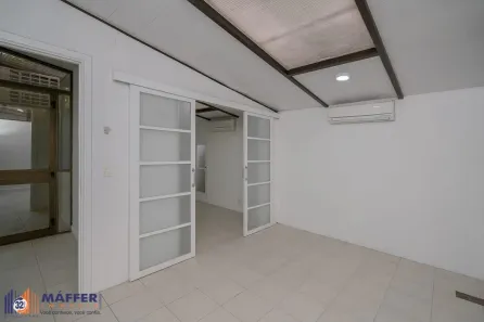 Sala Comercial com 3 Quartos à venda, 60m² no Auxiliadora, Porto Alegre
