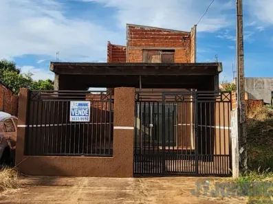 Sobrado com 3 Quartos à venda, 181m² no Pirapó, Apucarana