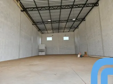 Galpão/Depósito/Armazém à venda, 225m² no Vila Goiany, Abadia de Goiás