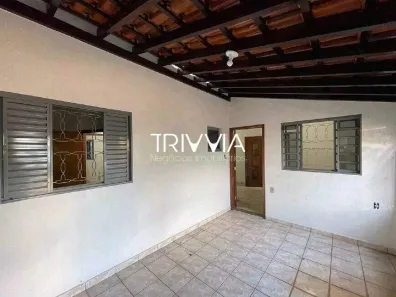 Casa com 3 Quartos para alugar, 105m² no Jaraguá, Uberlândia