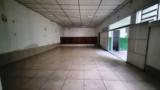 Imóvel Comercial com 2 Quartos à venda, 250m² no Realengo, Rio de Janeiro