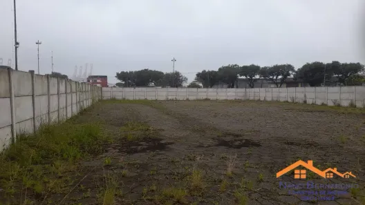 Lote/Terreno à venda, 947m² no Macuco, Santos