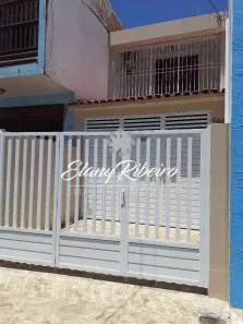 Casa com 3 Quartos para alugar, 250m² no São José, Aracaju