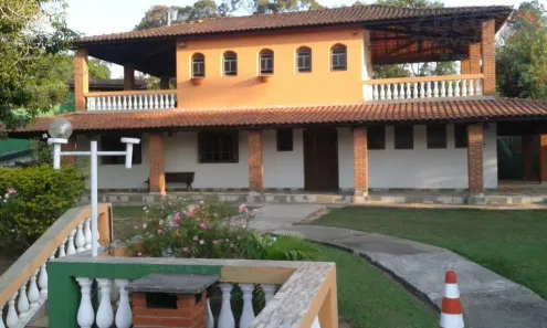 Fazenda/Sítio com 3 Quartos à venda, 400m² no Caioçara, Jarinu