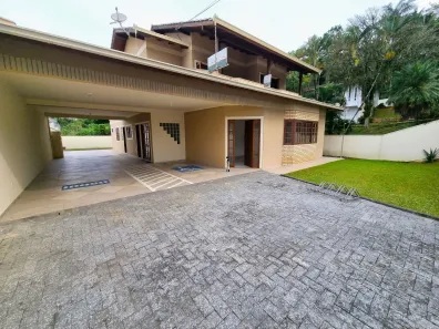 com 6 Quartos à venda, 354m² no Anita Garibaldi, Joinville