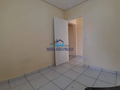 Casa com 3 Quartos para alugar, 55m² no Jardim Miriam, São Paulo