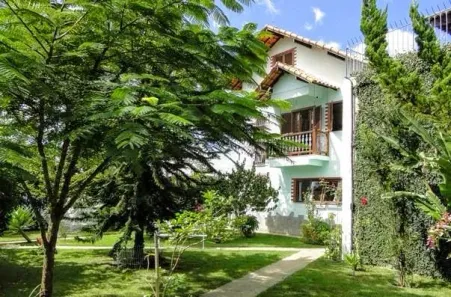 Casa com 3 Quartos à venda, 345m² no Golfe, Teresópolis