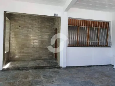 Casa com 5 Quartos à venda, 232m² no Venda da Cruz, São Gonçalo