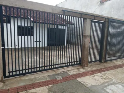 Casa com 3 Quartos à venda, 260m² no Brasília, Londrina