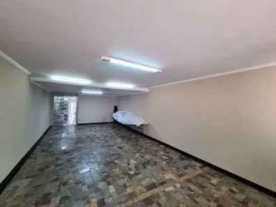 Casa com 3 Quartos para alugar, 294m² no Vila Regente Feijó, São Paulo