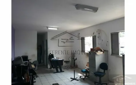Galpão/Depósito/Armazém à venda, 450m² no Jardim Roseli, São Paulo