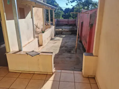 Casa com 2 Quartos à venda, 200m² no Vila São Lúcio, Botucatu