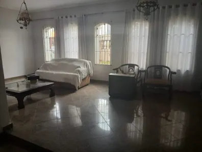com 4 Quartos para alugar, 276m² no Campestre, Santo André