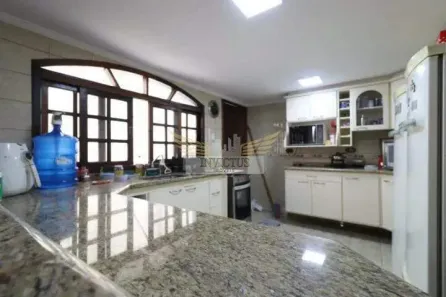 Sobrado com 3 Quartos à venda, 140m² no Campestre, Santo André