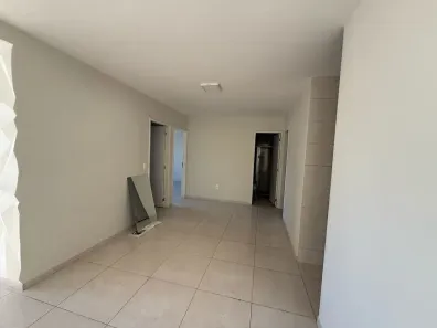 Apartamento com 3 Quartos para alugar, 95m² no Universitário, Caruaru