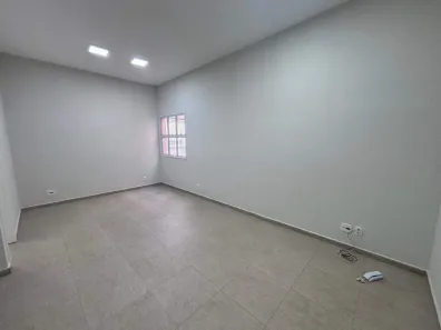Sala Comercial para alugar, 25m² no Ajuda, Guararema