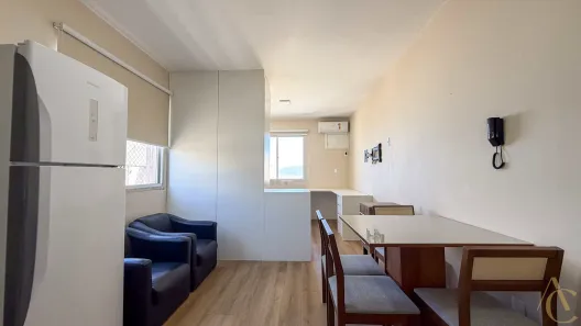 Apartamento com 1 Quarto para alugar, 29m² no Centro, Florianópolis