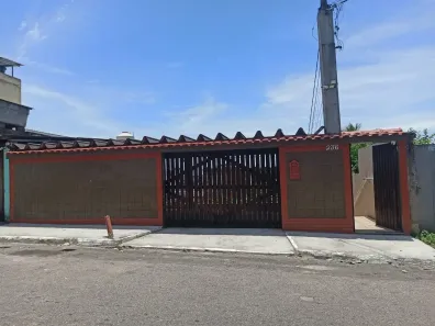 Casa com 7 Quartos à venda, 180m² no Parque Duque, Duque de Caxias