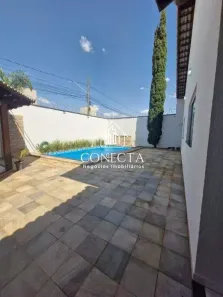Casa com 4 Quartos à venda, 200m² no Alto Umuarama, Uberlândia