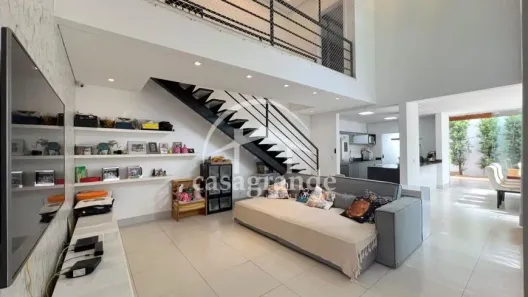 Casa com 3 Quartos à venda, 183m² no Jardim Karaíba, Uberlândia
