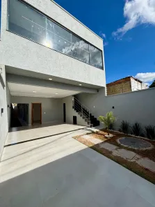 Sobrado com 3 Quartos à venda, 165m² no Residencial Village Garavelo - 2ª Etapa, Aparecida de Goiânia