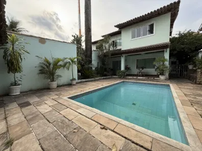 Casa com 4 Quartos à venda, 367m² no Taquara, Rio de Janeiro