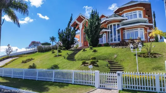 Casa de Condomínio com 4 Quartos à venda, 449m² no Colinas de Paraibuna, Paraibuna
