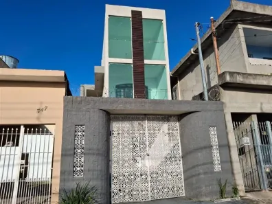 Sobrado com 6 Quartos à venda, 190m² no Limoeiro, São Paulo