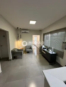 Prédio Comercial à venda, 140m² no Osvaldo Rezende, Uberlândia