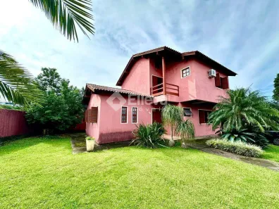 Casa com 4 Quartos à venda, 234m² no Centro, Gravataí