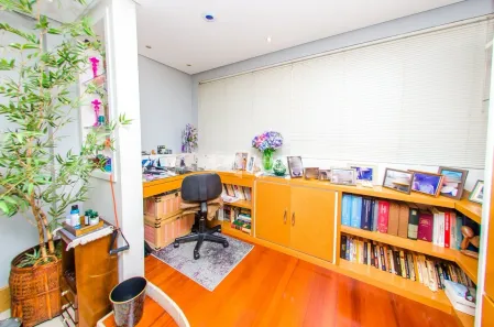 Apartamento com 3 Quartos à venda, 106m² no Jardim Botânico, Porto Alegre